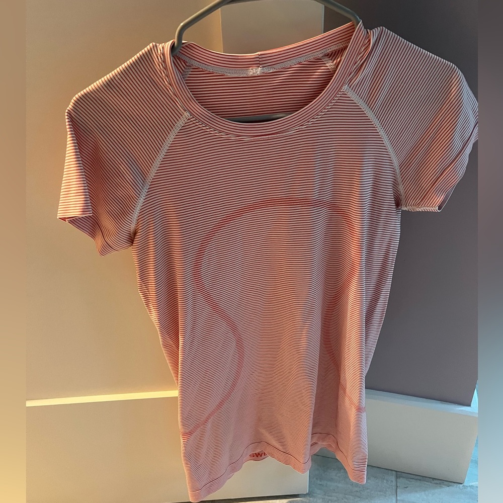 Lululemon swiftly tech shirt